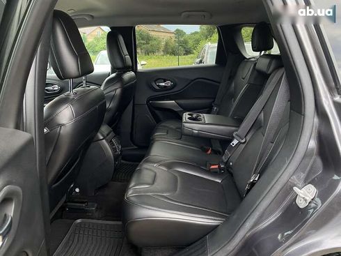 Jeep Cherokee 2018 - фото 16