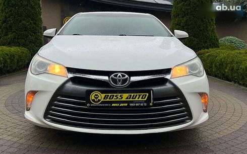 Toyota Camry 2016 - фото 2