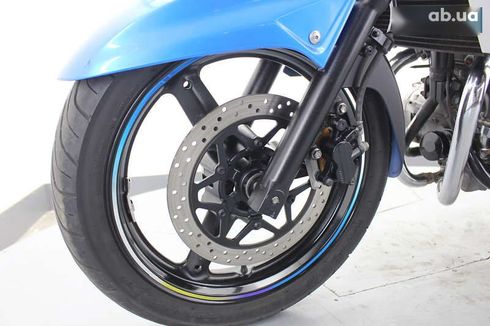 Suzuki GSR 2015 - фото 26