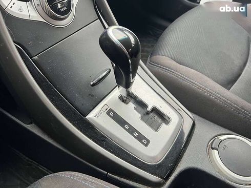 Hyundai Elantra 2011 - фото 25
