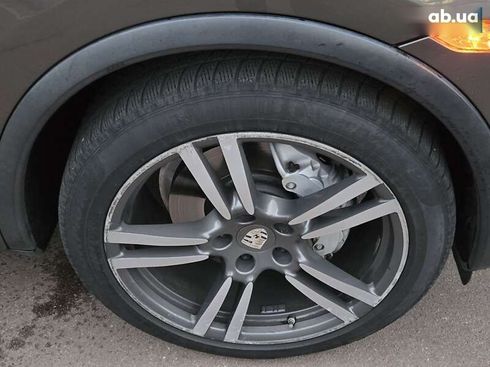 Porsche Cayenne 2011 - фото 19