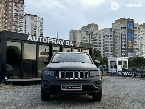 Jeep Compass 2015 - фото 3