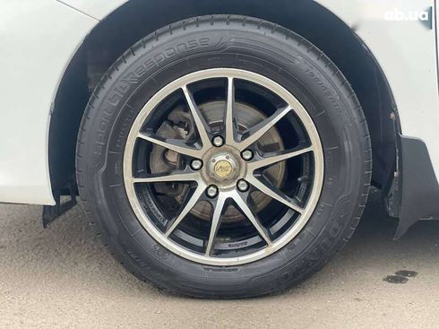 Toyota Corolla 2010 - фото 11