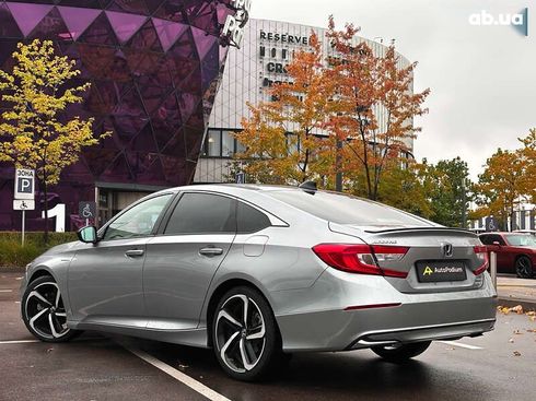 Honda Accord 2022 - фото 2