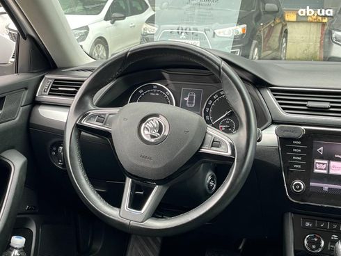 Skoda Superb 2018 белый - фото 31