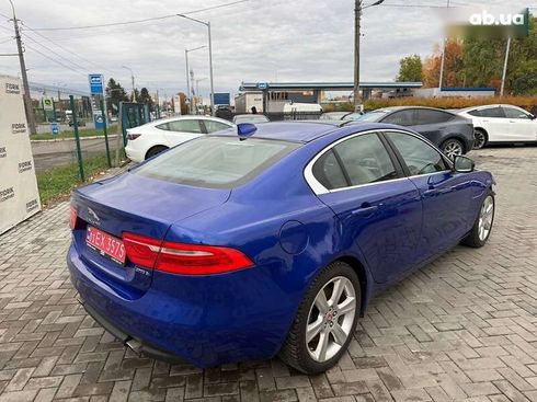 Jaguar XE 2018 - фото 6