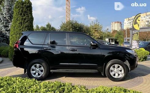 Toyota Land Cruiser Prado 2019 - фото 8