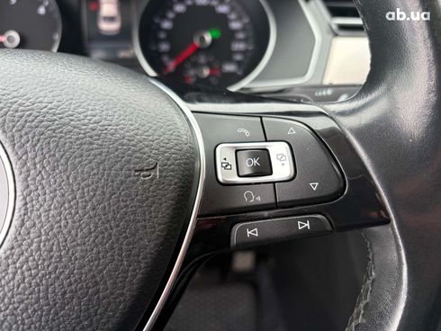 Volkswagen passat b8 2016 серый - фото 22