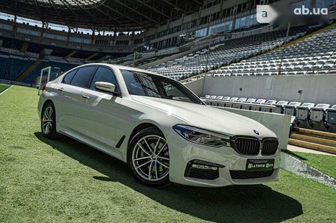 BMW 5 серия 2017 - фото 2