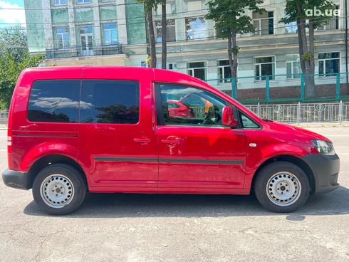 Volkswagen Caddy 2012 красный - фото 4
