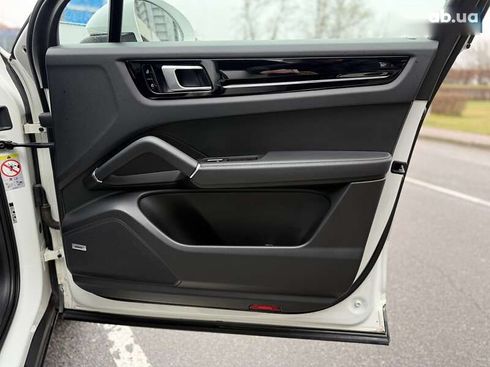 Porsche Cayenne 2020 - фото 25