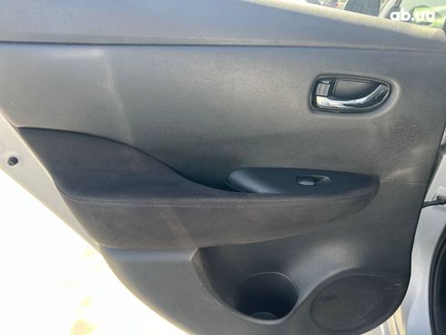 Nissan Leaf 2013 серый - фото 88