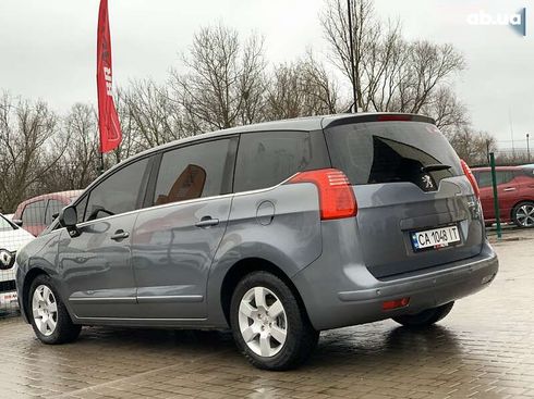 Peugeot 5008 2011 - фото 17