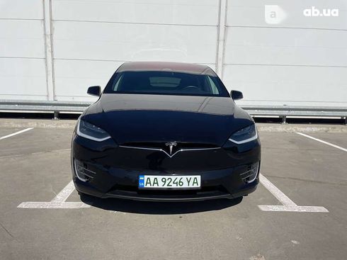 Tesla Model X 2018 - фото 2