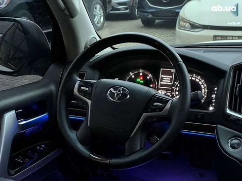 Toyota Land Cruiser 2016 - фото 14