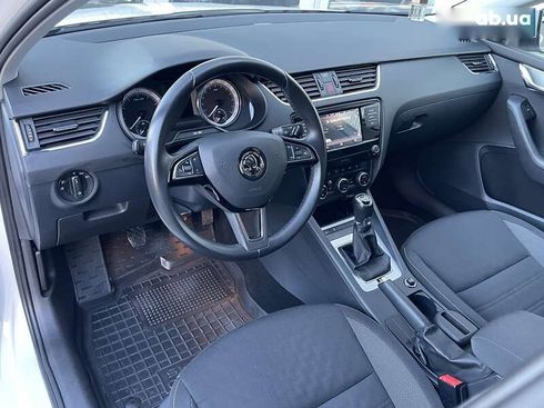 Skoda Octavia 2019 - фото 15