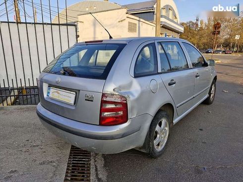 Skoda Fabia 2001 - фото 4