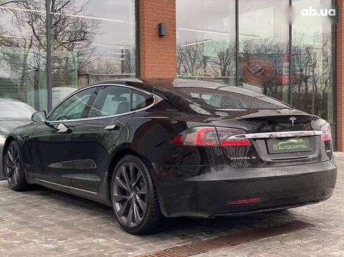 Tesla Model S 2019 - фото 7