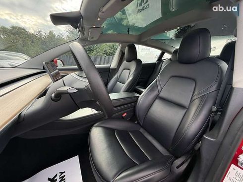 Tesla Model 3 2022 - фото 18
