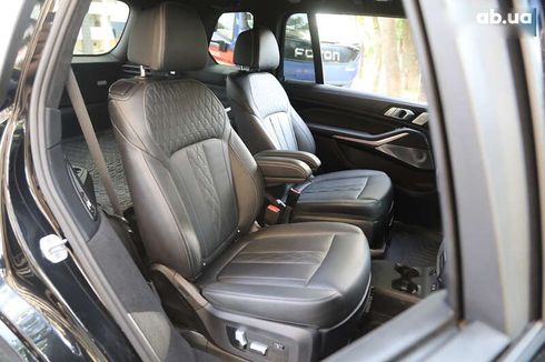 BMW X7 2020 - фото 12