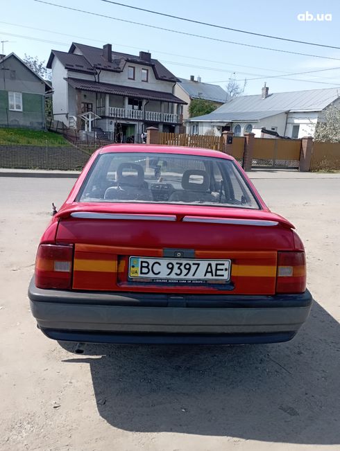 Opel Vectra 1990 красный - фото 7