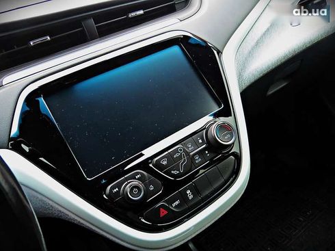 Chevrolet Bolt 2021 - фото 12