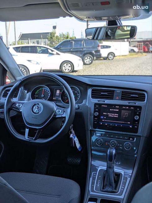 Volkswagen e-Golf 2018 - фото 18