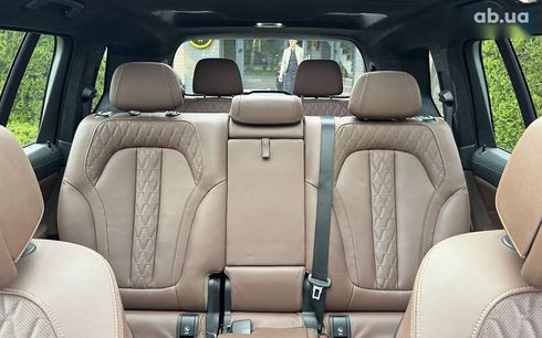 BMW X7 2021 - фото 17