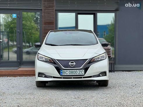 Nissan Leaf 2018 - фото 2
