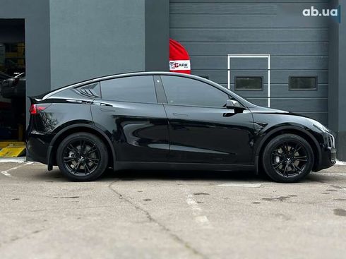 Tesla Model Y 2021 - фото 11