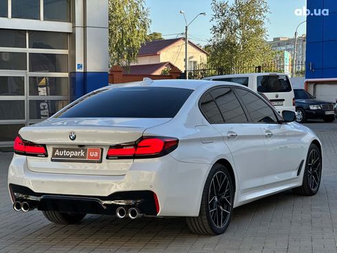 BMW 5 серия 2018 белый - фото 8