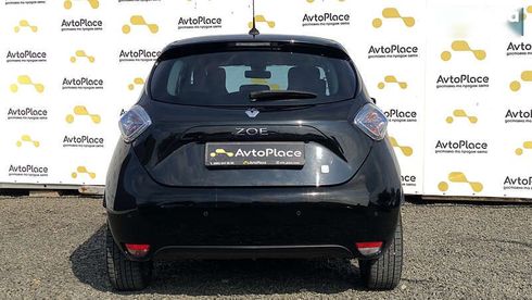 Renault Zoe 2015 - фото 16