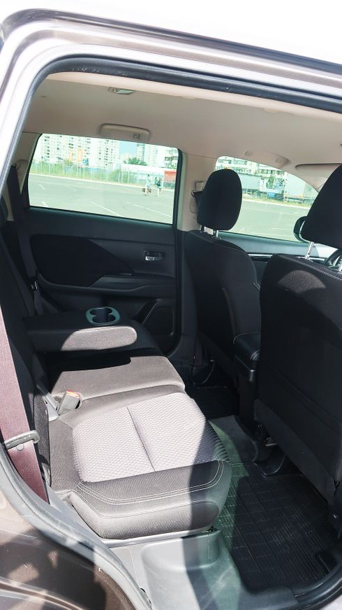 Mitsubishi Outlander 2018 коричневый - фото 11