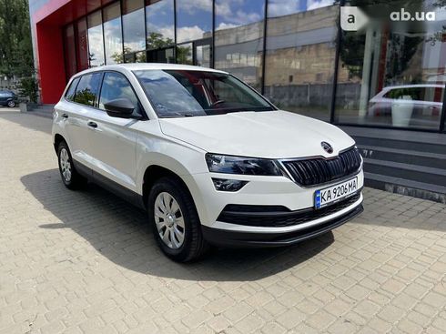 Skoda Karoq 2022 - фото 12