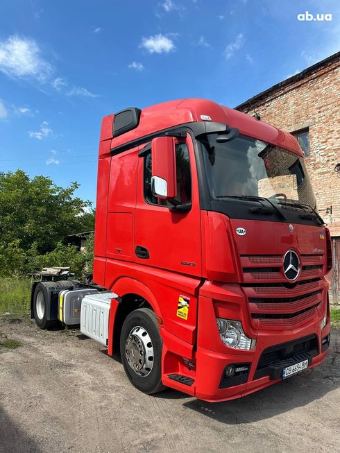 Mercedes-Benz Actros 2014 красный - фото 17