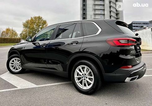 BMW X5 2021 - фото 22