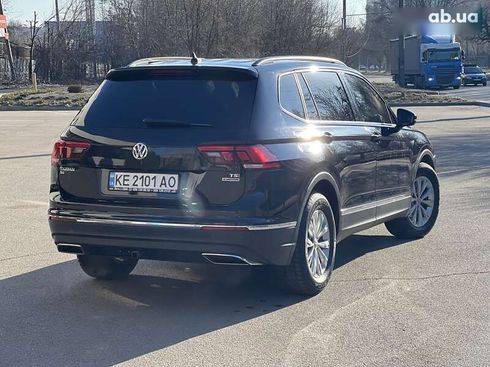 Volkswagen Tiguan 2018 - фото 12