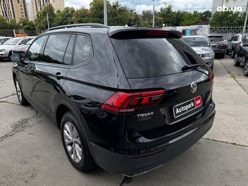 Volkswagen Tiguan 2017 черный - фото 2