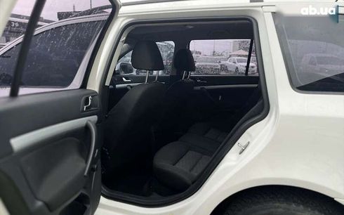 Skoda Octavia 2010 - фото 23