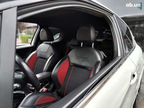 Peugeot 208 2013 - фото 4