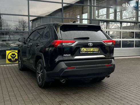 Toyota RAV4 2019 - фото 5