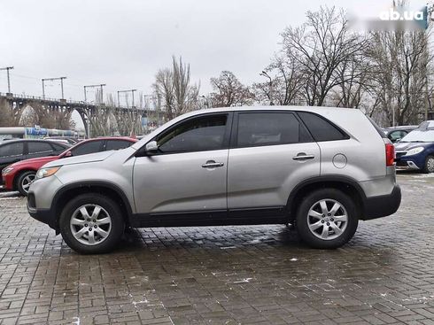 Kia Sorento 2012 - фото 9