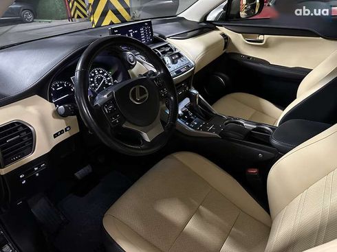 Lexus NX 2017 - фото 27