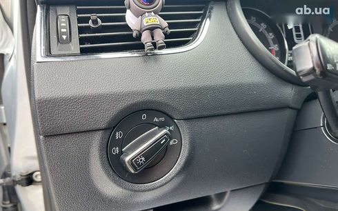 Skoda Octavia 2019 - фото 12