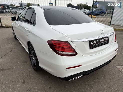 Mercedes-Benz E-Класс 2019 - фото 4