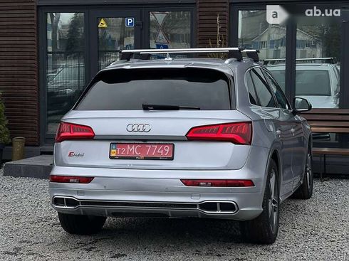 Audi SQ5 2017 - фото 11