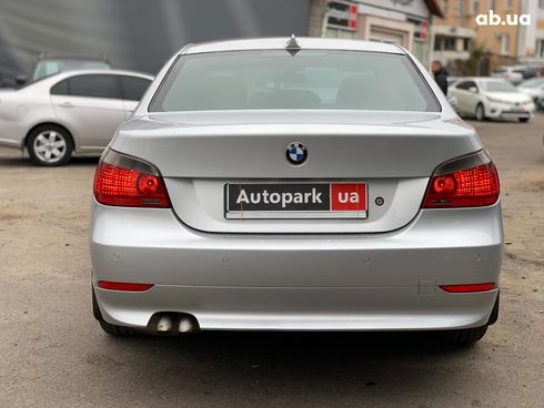 BMW 5 серия 2006 серый - фото 6