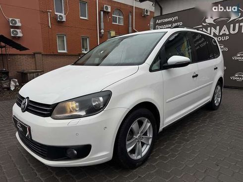 Volkswagen Touran 2011 - фото 13