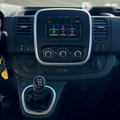 Renault Trafic 2019 - фото 27