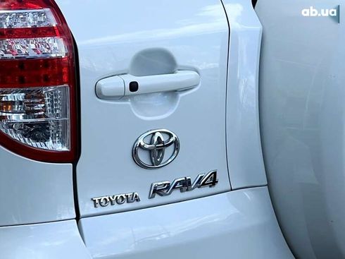 Toyota RAV4 2012 - фото 22